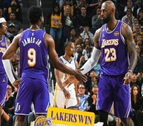 勇湖大戰(zhàn)，老詹一力降十會，上演NBA父子連線