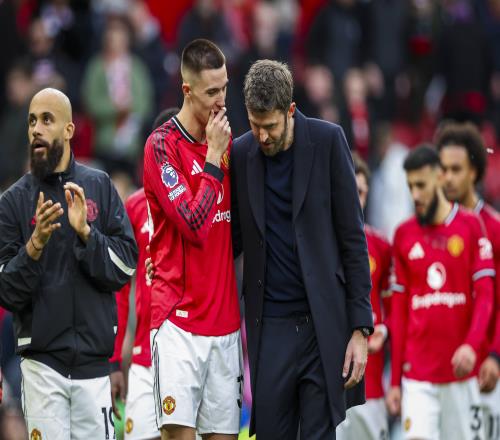 關注未來發展ESPN報道曼聯內部有觀點認為夏季轉會比新帥的任命更為重要_英超直播