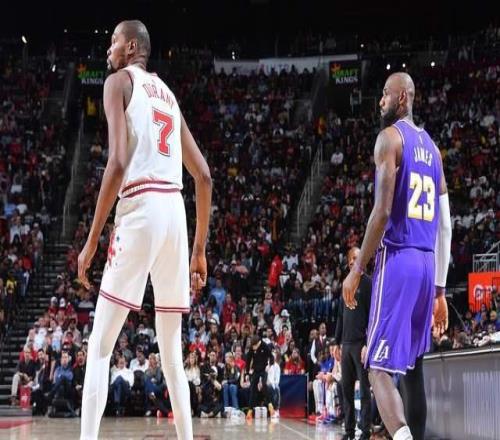 首輪火湖大戰詹杜季后賽或再次對決話題度拉滿令人期待