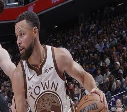 庫里談腳踝扭傷：只要不是膝蓋受傷就好膝蓋的狀態比上一場更好