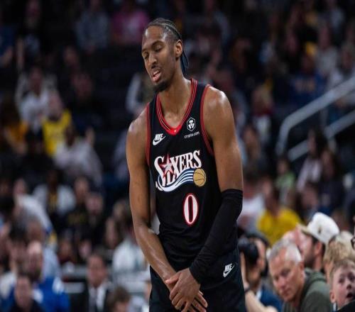 盡管手指受傷，76人隊(duì)馬克西依然沒(méi)有時(shí)間畏縮，砍32分帶隊(duì)大勝