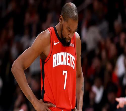 空砍33+7遇包夾就廢，我算是看清了：你就是NBA偽超巨！