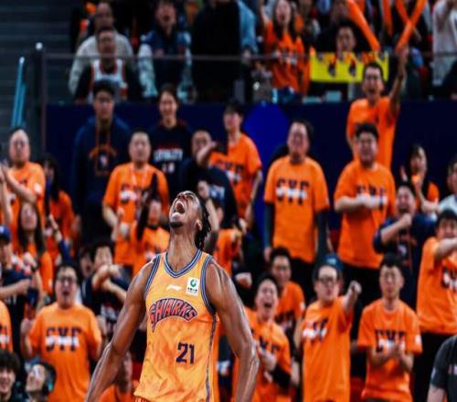 CBA排名大變天！上海獨(dú)占鰲頭，黑馬殺進(jìn)前四，山東被打回原形