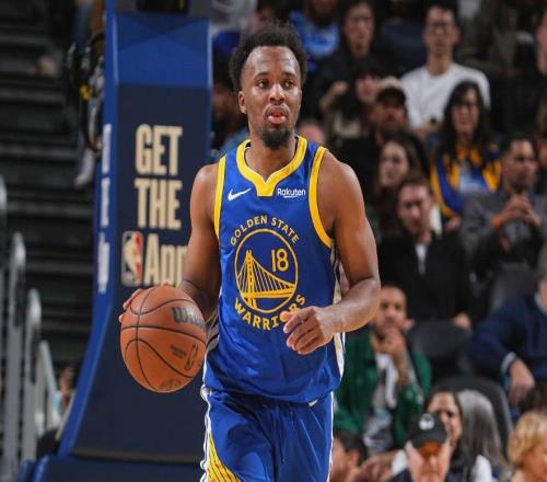 官方：勇士后衛克萊爾右側踝關節輕度扭傷，至少傷缺1周