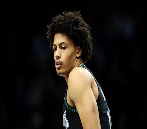 面對(duì)火箭百發(fā)百中打出生涯最強(qiáng)之戰(zhàn)!森林狼內(nèi)線新秀的能力并不差