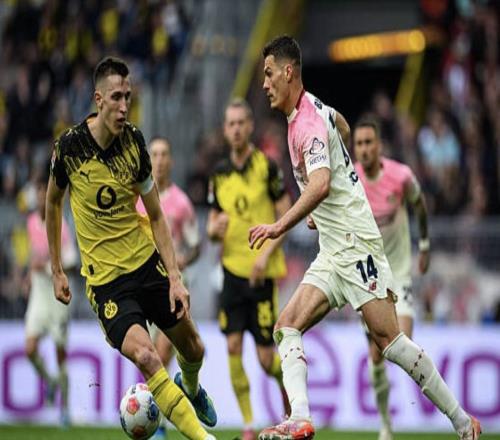 多特高層:噓施洛特貝克是不合適的,球迷和多特球員是共同體