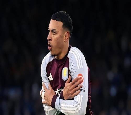 10球7助攻英格蘭天才中場(chǎng)高光閃耀兩年身價(jià)飛漲10倍4豪門(mén)瘋搶