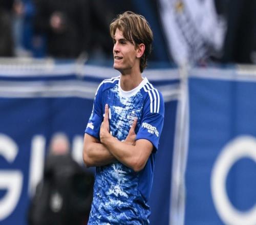 尼科帕斯本賽季意甲運動戰打進10球，聯賽同期僅次于勞塔羅