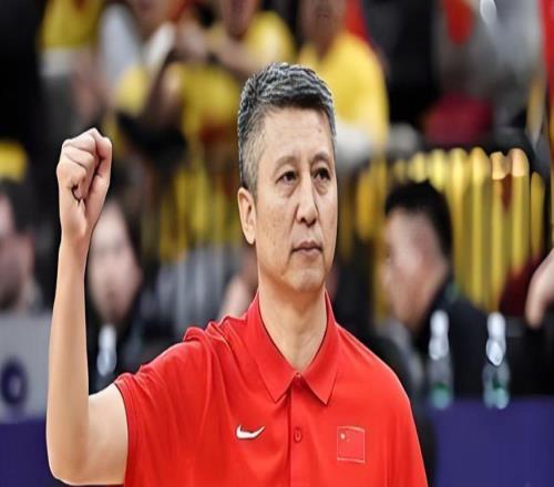 27分17板！完勝周琦+麥基，球迷：郭士強應該給一個機會