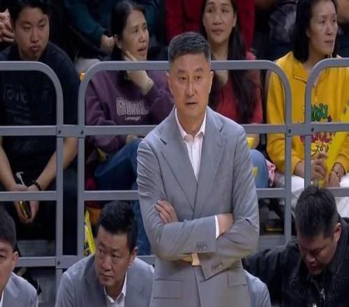 上海提前4輪鎖定第1，廣東重回第3，山東急速下墜，遼籃沖前8難了