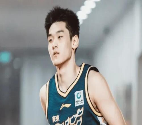 廣東勝廣廈！奎因+麥考爾轟50分，王洪澤進步明顯，徐杰主導末節