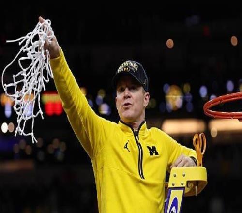 密歇根花5000萬挖來的冠軍教頭，剛干8個月就急著續約