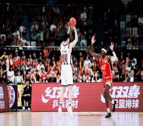 首發19分鐘，靠罰球撿1分+正負值最低！球迷：你這是打了7年CBA