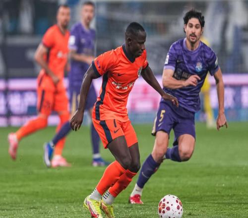 中超神劇情:補(bǔ)時(shí)壓哨絕平,烏龍球送大禮,于根偉又搞砸了