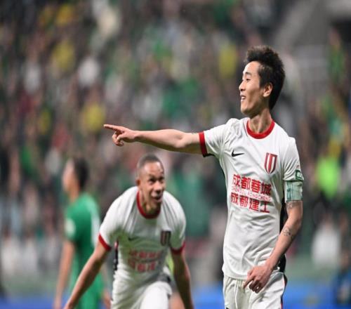 中超形勢(shì)：蓉城2分領(lǐng)跑3強(qiáng)不敗1隊(duì)不勝4隊(duì)仍負(fù)分下輪3場(chǎng)焦點(diǎn)戰(zhàn)