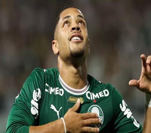 每體分析羅克在巴薩失敗原因:缺乏機(jī)會、媒體壓力和競技壓力