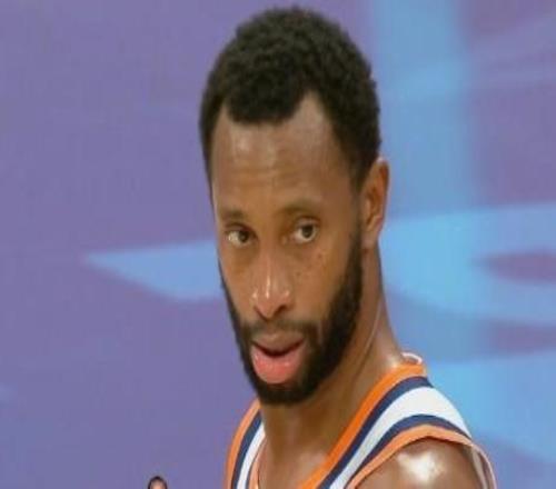 上海提前四輪鎖定常規賽冠軍，上一次是200102賽季&最終奪冠