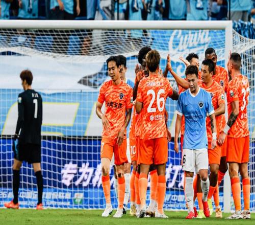 深圳新鵬城主場(chǎng)落?。罕还?球，中超黑馬狂攬9分：升到第3名