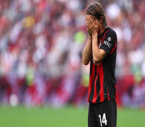 03崩盤！米蘭近3年主場最慘1敗+4輪3負，6500萬頭牌8射0正遭狂噓