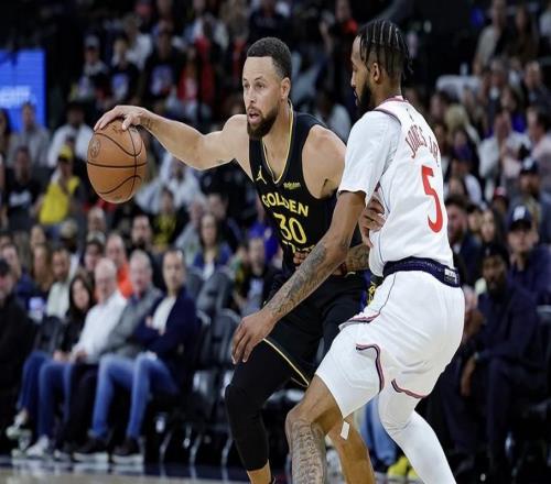 庫里：我現在身體狀態不錯，附加賽保持心態和控制失誤是關鍵