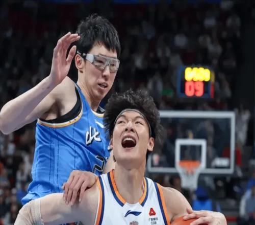 上海隊鎖定常規賽第一，大輪休卻迎來兩將爆發，盧偉指導賽后表態