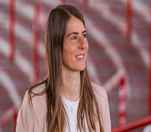 執教德甲球隊!90后女教練創造歐洲男子足球歷史