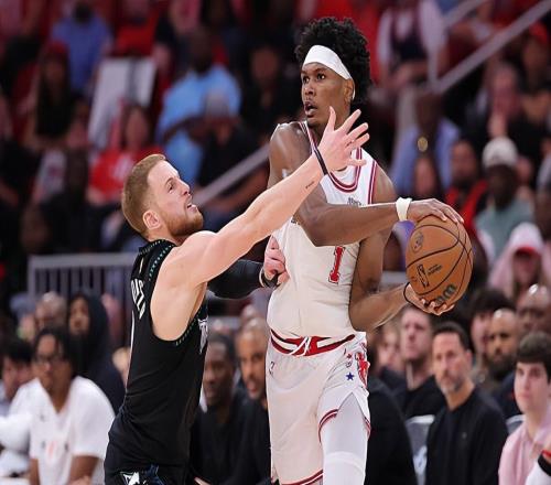 個人狀態確實相當不錯，但火箭后場新星的出場時間卻達到了41分鐘