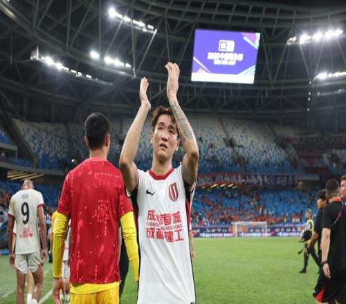 中超戲劇性一夜！3隊壓哨破門，韋世豪絕殺國安，津門虎讀秒烏龍