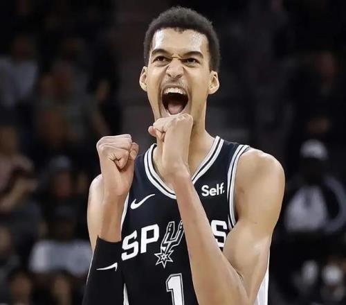 文亞班馬官方第一球員第六，到底誰更懂籃球