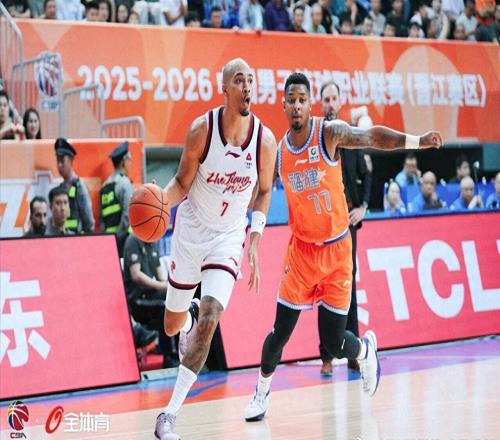 棄五爭六選擇對手浙江末節雪藏王牌外援遭逆轉，球迷：打假球