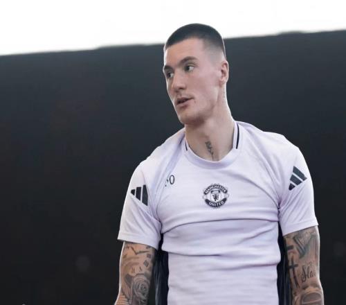 曼聯告負，他的抽象還在繼續