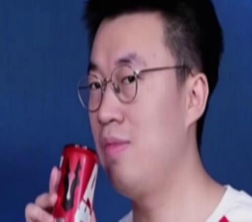 LPL賽事發布整活視頻：我選頭像的審美