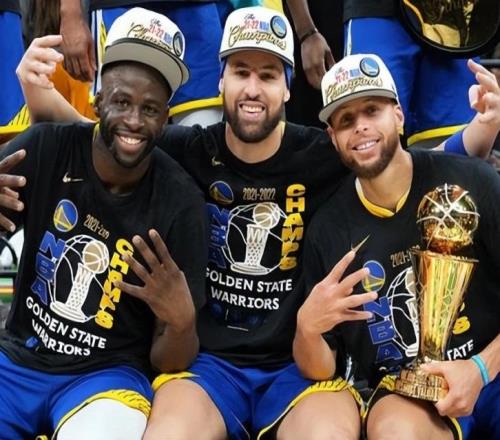 水花兄弟要重聚獨行俠專家證實:克萊買斷回歸勇士,方案已清晰