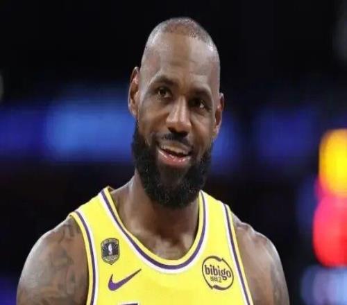 詹姆斯70了！！牛啊！又一個歷史第一！！