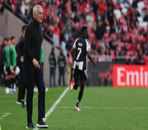 穆里尼奧讓第9個孩子，上演本菲卡一線隊首秀，紅鷹青訓(xùn)重燃希望