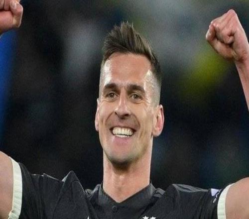 尤文官方：米利克右大腿股二頭肌中度撕裂