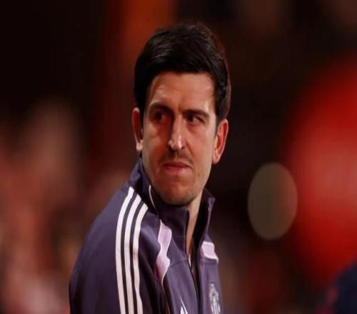 利馬染紅馬航又停賽曼聯靠娃娃兵中衛踢切爾西