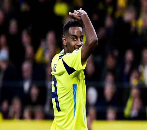 布雷迪贏球后嘲諷雷諾茲：明星玩足球的殘酷真相