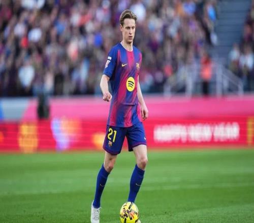 292場,德容追平科庫,成為巴薩隊史出場次數最多的荷蘭球員