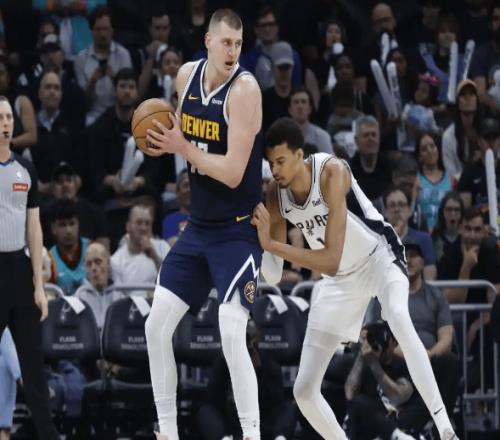 文班亞馬20+10+3帽難阻頹勢,馬刺遇掘金或折戟季后賽