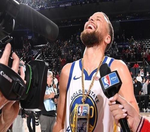 追夢(mèng)：只要庫(kù)里在球隊(duì)中我們就總有獲勝的希望