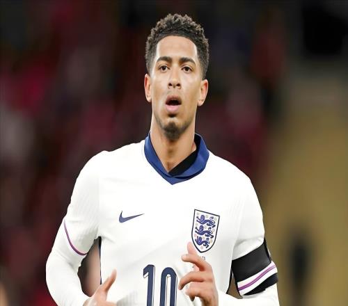 歐冠出局！皇馬2大巨星現場吵架，熊皇反擊貝林：你給我閉嘴！