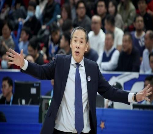 北京首鋼VS山東男籃！李楠復出首秀，許利民拒絕輸球，央視直播