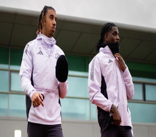 曼晚：中衛危機給曼聯敲響警鐘，必須在夏窗補強防線