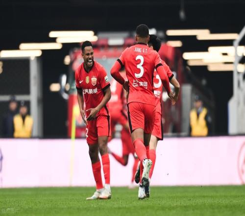 加布里埃爾已悄悄離開上港回到巴西，未來梅倫多將入替，值得期待