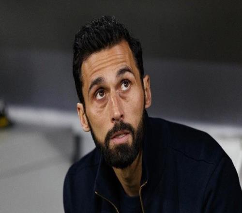 話題早干嘛去了皇馬歐冠出局阿韋羅亞或將下課