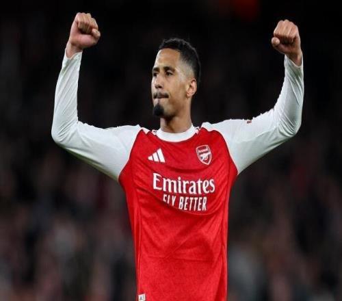 歐冠零封晉級，阿森納的矛卻鈍了