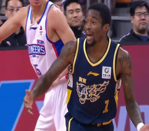 恭喜廣東隊！拉科塞維奇正式加盟，朱芳雨被迫裁掉薩姆納