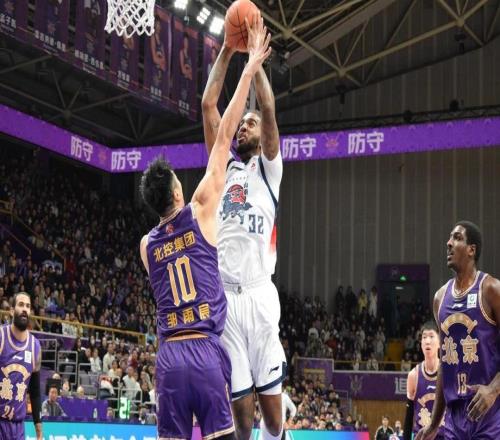 可否走出陰霾CBA京魯大戰(zhàn)17日上演，克里斯有望復(fù)出戰(zhàn)麥基