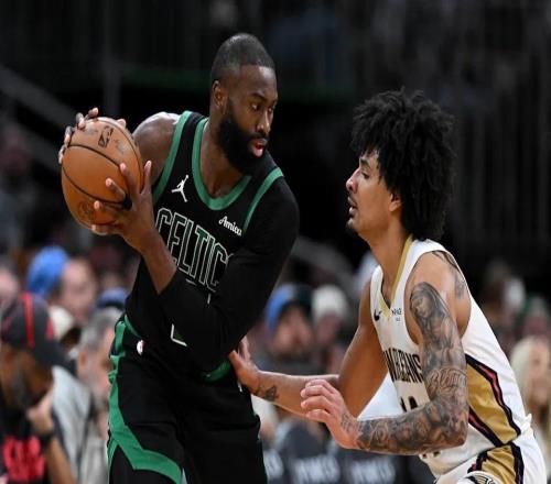 綠軍雙核八年：一個被反復(fù)"上架"的狀元